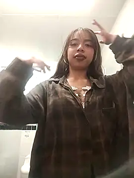 Snapshot of Atenea_7 chatting on April 15, 2026, 7:58 pm Atenea 7 online show from April 15, 2026, 7:58 pm