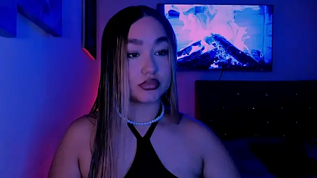 Snapshot of Soouuf_ chatting on April 1, 2026, 6:16 pm Soouuf online show from April 1, 2026, 6:16 pm