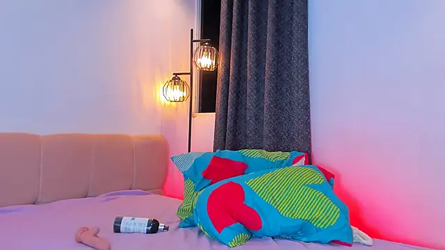 Snapshot of SweetLittleQueenBat chatting on April 2, 2026, 4:08 am SweetLittleQueenBat online show from April 2, 2026, 4:08 am