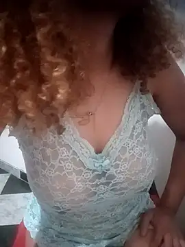 Snapshot of SolashLitzy_Curly chatting on June 10, 2026, 6:36 am SolashLitzy Curly online show from June 10, 2026, 6:36 am