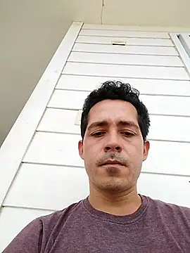 Snapshot of Gabriel_leon33 chatting on May 19, 2026, 8:16 pm Gabriel leon33 online show from May 19, 2026, 8:16 pm