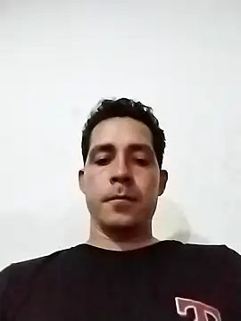 Snapshot of Gabriel_leon33 chatting on April 28, 2026, 3:55 am Gabriel leon33 online show from April 28, 2026, 3:55 am