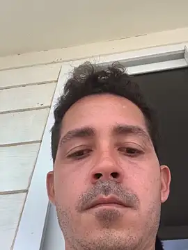 Snapshot of Gabriel_leon33 chatting on April 25, 2026, 8:17 pm Gabriel leon33 online show from April 25, 2026, 8:17 pm