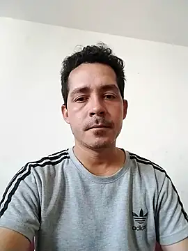 Snapshot of Gabriel_leon33 chatting on May 15, 2026, 9:13 pm Gabriel leon33 online show from May 15, 2026, 9:13 pm