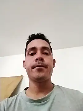 Snapshot of Gabriel_leon33 chatting on June 10, 2026, 7:26 pm Gabriel leon33 online show from June 10, 2026, 7:26 pm