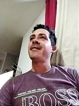 Snapshot of Gabriel_leon33 chatting on May 1, 2026, 5:56 am Gabriel leon33 online show from May 1, 2026, 5:56 am