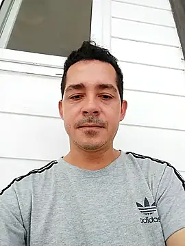 Snapshot of Gabriel_leon33 chatting on June 30, 2026, 6:19 pm Gabriel leon33 online show from June 30, 2026, 6:19 pm