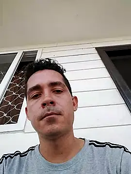 Snapshot of Gabriel_leon33 chatting on June 19, 2026, 9:20 pm Gabriel leon33 online show from June 19, 2026, 9:20 pm