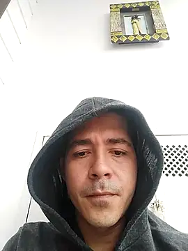 Snapshot of Gabriel_leon33 chatting on June 24, 2026, 5:11 pm Gabriel leon33 online show from June 24, 2026, 5:11 pm