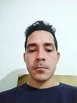 Snapshot of Gabriel_leon33 chatting on July 3, 2026, 4:13 pm Gabriel leon33 online show from July 3, 2026, 4:13 pm