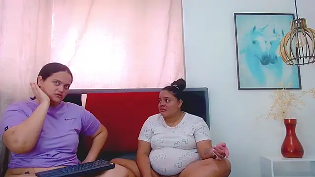 Snapshot of alana_and_billie chatting on April 7, 2026, 12:51 pm alana and billie online show from April 7, 2026, 12:51 pm