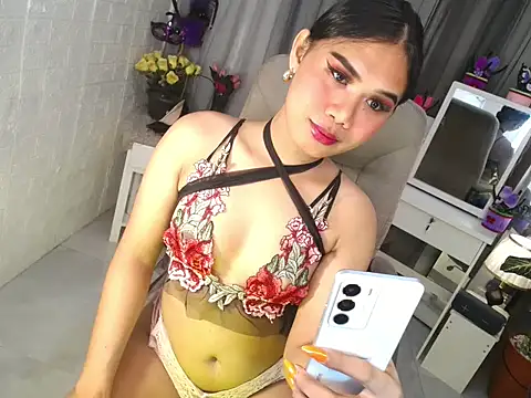 Yourgorgeousmarge online show from May 14, 2026, 1:46 am