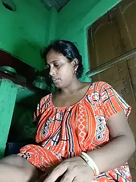 Snapshot of puja560 chatting on June 20, 2026, 5:07 pm puja560 online show from June 20, 2026, 5:07 pm