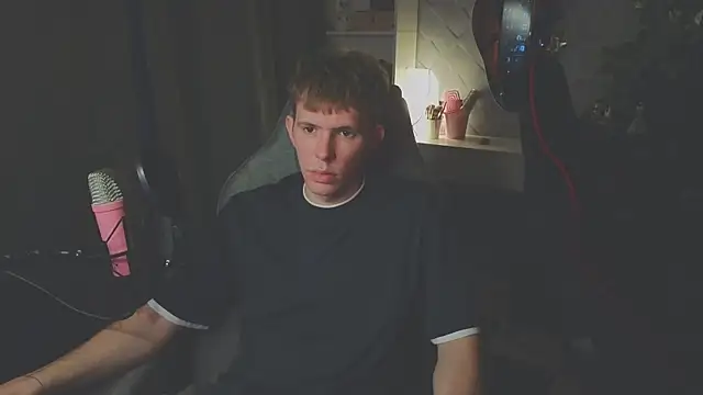 Snapshot of meowmeowland chatting on March 25, 2026, 3:55 pm meowmeowland online show from March 25, 2026, 3:55 pm