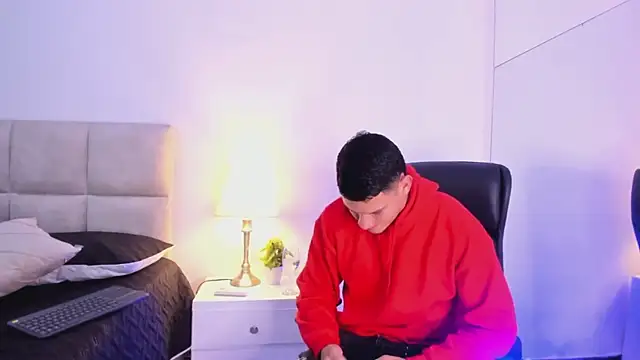 Chriss Diamond online show from May 29, 2026, 8:26 pm