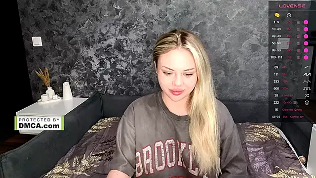 Snapshot of StasyLucke chatting on April 25, 2026, 4:26 am StasyLucke online show from April 25, 2026, 4:26 am