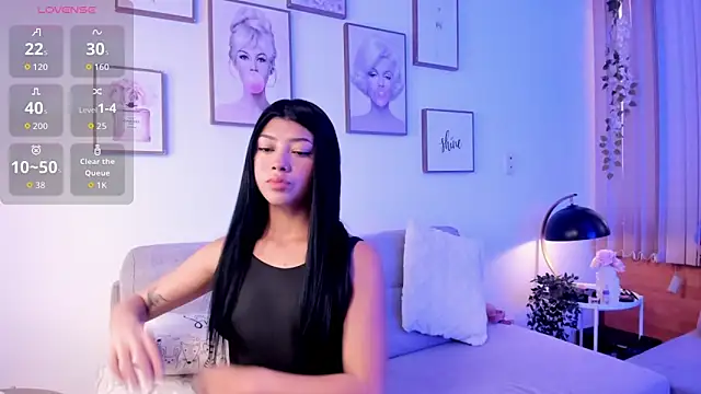 emilydolly  online show from June 2, 2026, 11:43 am