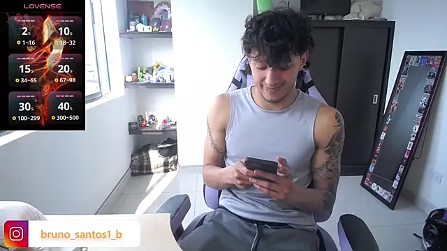 Snapshot of Bruno_santos1 chatting on April 23, 2026, 1:35 pm Bruno santos1 online show from April 23, 2026, 1:35 pm