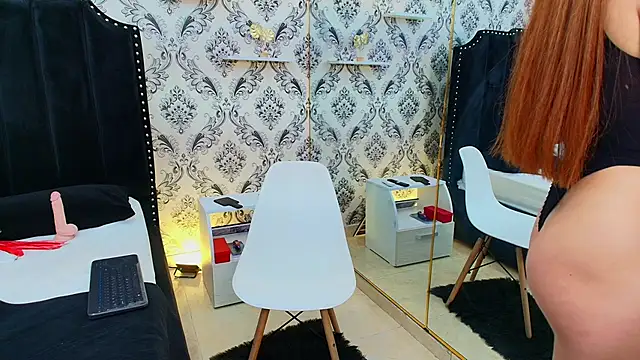 Snapshot of Ivana_Kitty chatting on April 29, 2026, 5:30 pm Ivana Kitty online show from April 29, 2026, 5:30 pm