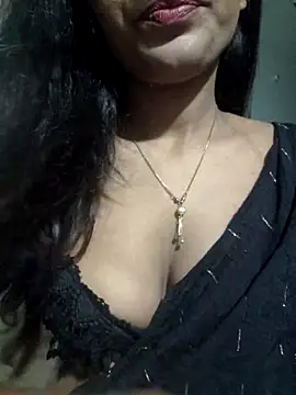 khushi ji00 online show from May 20, 2026, 7:11 pm