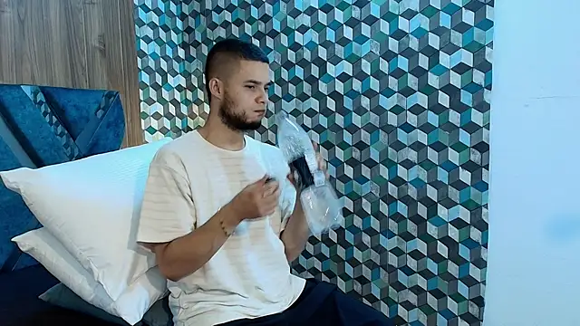 Snapshot of Joaho_Fernandez chatting on July 29, 2026, 8:52 pm Joaho Fernandez online show from July 29, 2026, 8:52 pm