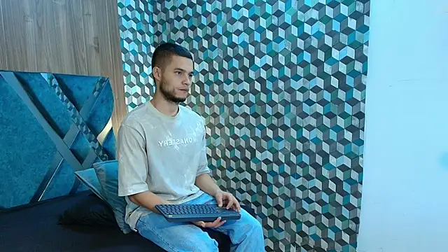 Snapshot of Joaho_Fernandez chatting on July 19, 2026, 6:48 pm Joaho Fernandez online show from July 19, 2026, 6:48 pm