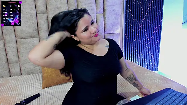 natasha adam21 online show from August 1, 2026, 8:40 pm
