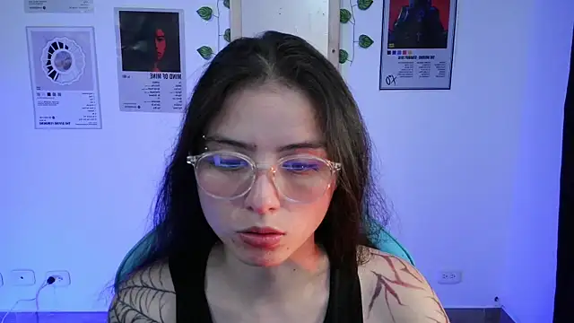 JadeMonet  online show from March 25, 2026, 1:39 am