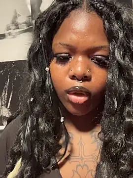 Snapshot of Nyla_xox chatting on April 15, 2026, 10:54 pm Nyla xox online show from April 15, 2026, 10:54 pm