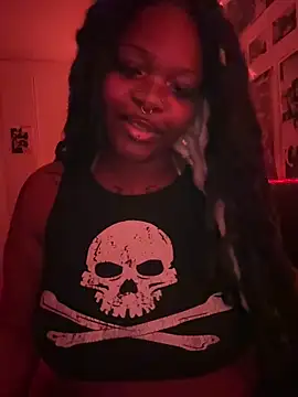 Snapshot of Nyla_xox chatting on April 24, 2026, 10:45 pm Nyla xox online show from April 24, 2026, 10:45 pm