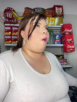 Snapshot of kitty__pinnk chatting on May 27, 2026, 7:54 pm kitty pinnk online show from May 27, 2026, 7:54 pm