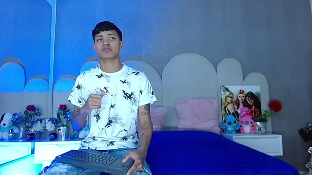 Snapshot of party_duo_playboy chatting on April 26, 2026, 9:12 pm party duo playboy online show from April 26, 2026, 9:12 pm