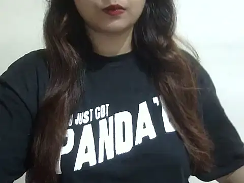 Snapshot of shivi_jaan chatting on June 11, 2026, 5:10 pm shivi jaan online show from June 11, 2026, 5:10 pm