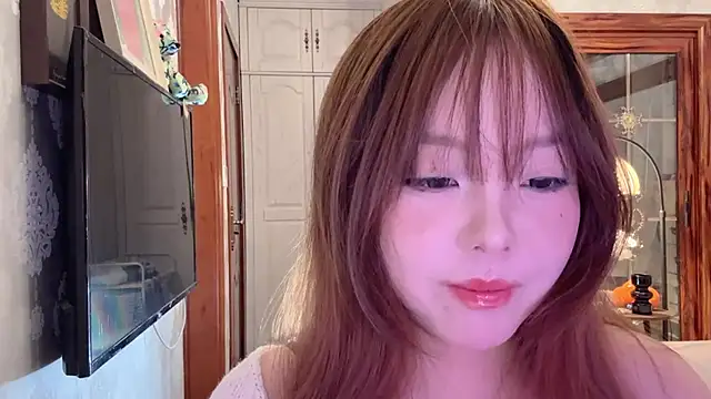 Snapshot of thelittlexx chatting on May 16, 2026, 7:40 am thelittlexx online show from May 16, 2026, 7:40 am