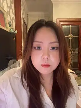 Snapshot of thelittlexx chatting on April 9, 2026, 2:35 am thelittlexx online show from April 9, 2026, 2:35 am