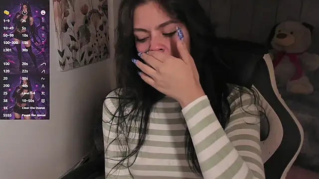 Kikii 1 online show from March 26, 2026, 5:17 am