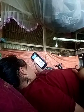 Snapshot of Smile-x chatting on April 14, 2026, 5:34 am Smile-x online show from April 14, 2026, 5:34 am