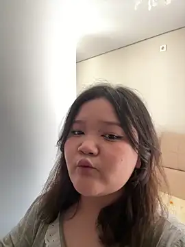 Snapshot of Lilit_Akato chatting on April 1, 2026, 9:10 am Lilit Akato online show from April 1, 2026, 9:10 am