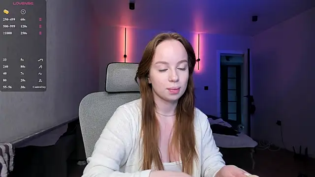 BunnyShinex online show from May 3, 2026, 5:56 am