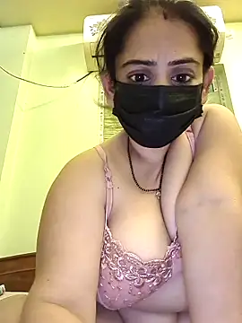 Snapshot of sonalidey5564 chatting on April 28, 2026, 8:57 pm sonalidey5564 online show from April 28, 2026, 8:57 pm