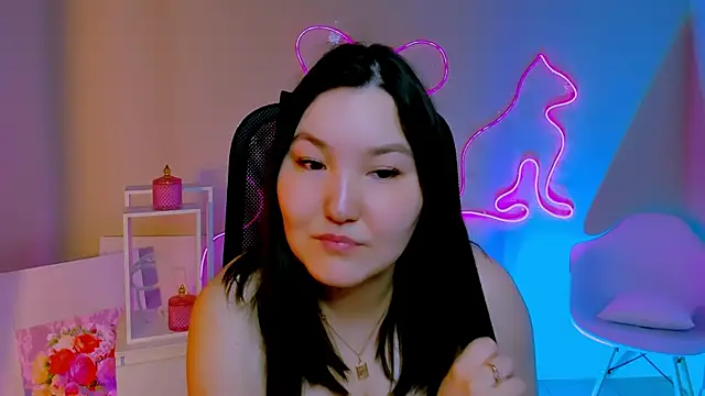 Snapshot of CamilaMartiez chatting on April 17, 2026, 1:03 pm CamilaMartiez online show from April 17, 2026, 1:03 pm