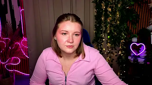 Snapshot of PettyRogers chatting on April 7, 2026, 1:46 pm PettyRogers online show from April 7, 2026, 1:46 pm