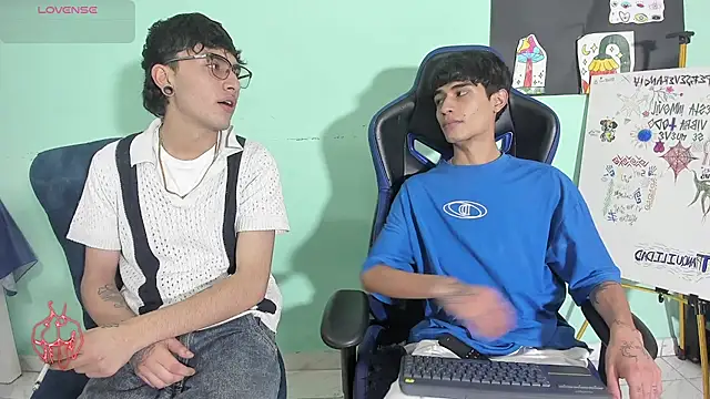 TYLERhHOT2005 online show from May 16, 2026, 11:48 pm