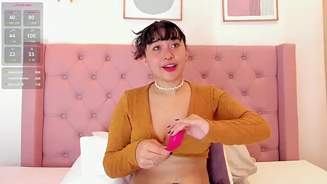 Snapshot of xiomi_monroe chatting on April 4, 2026, 4:13 pm xiomi monroe online show from April 4, 2026, 4:13 pm