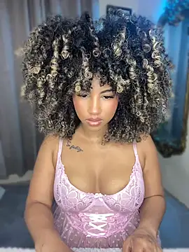 Snapshot of Kendra_curly chatting on July 12, 2026, 8:42 pm Kendra curly online show from July 12, 2026, 8:42 pm