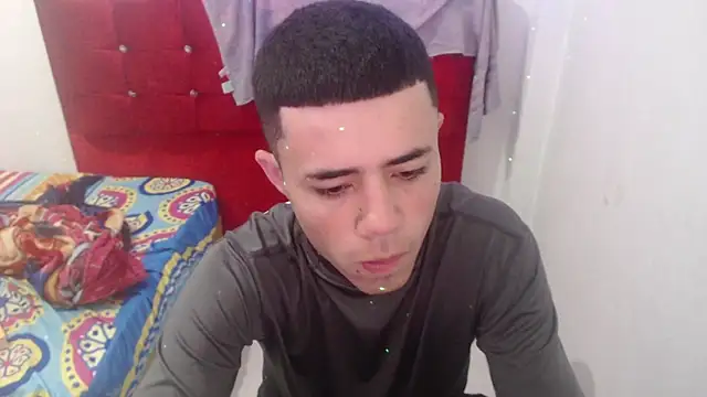 Snapshot of Jairito_989 chatting on May 4, 2026, 12:52 pm Jairito 989 online show from May 4, 2026, 12:52 pm