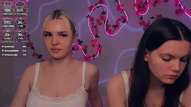 Snapshot of JuliannPaysour chatting on May 10, 2026, 7:56 am JuliannPaysour online show from May 10, 2026, 7:56 am