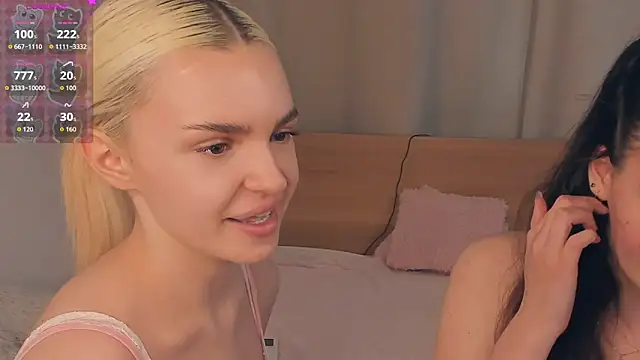 Snapshot of JuliannPaysour chatting on April 25, 2026, 7:44 am JuliannPaysour online show from April 25, 2026, 7:44 am