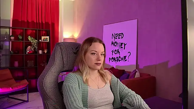 VireliaMoonfall online show from April 15, 2026, 10:10 am