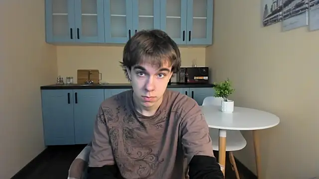 Snapshot of DaveBevy chatting on June 24, 2026, 7:55 pm DaveBevy online show from June 24, 2026, 7:55 pm